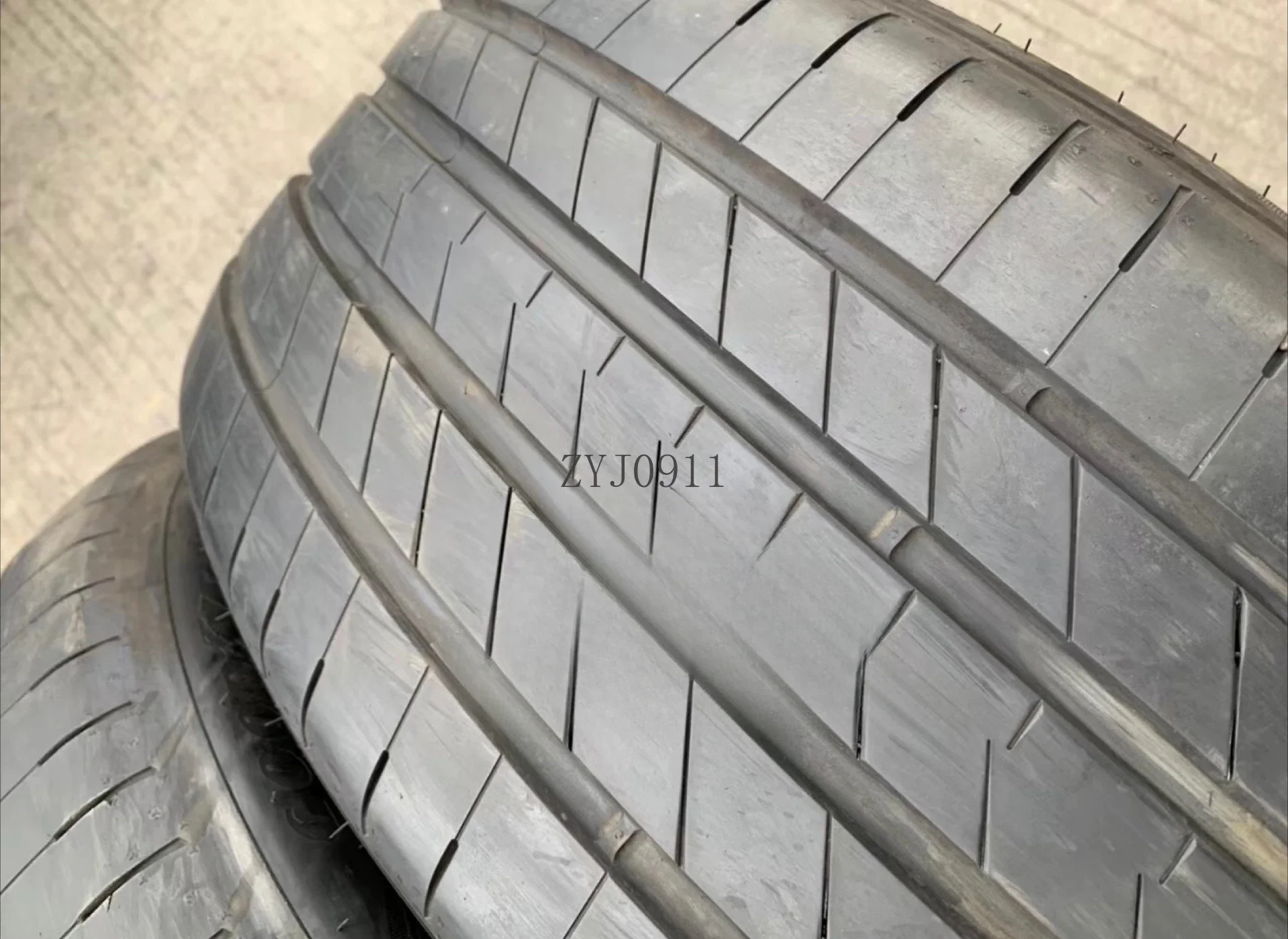 *Tire 255 45R19 104V E Sharp ride silent cotton for MODEL YA8