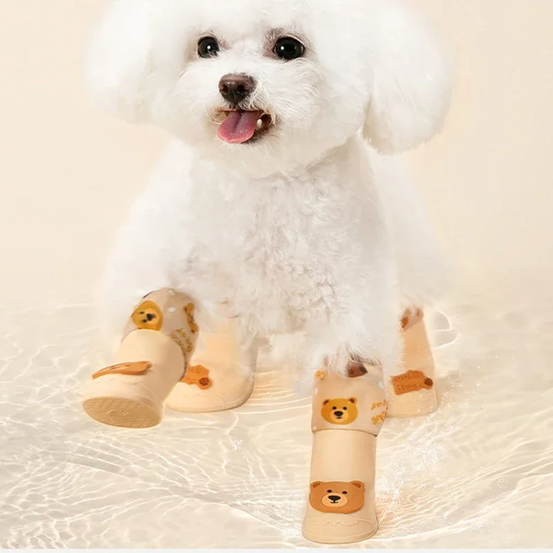 New 4Pcs/set Pet Silicone Rain Shoes Dog Booties Rubber Portable Anti Slip Waterproof Dog Cat Outdoor Autumn Winter Pet Supplies