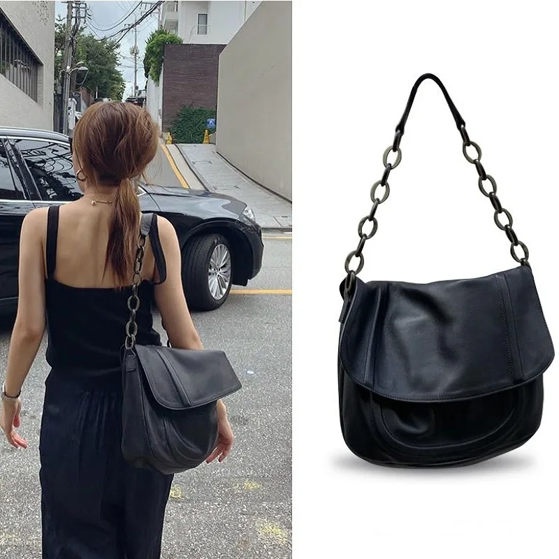 

Niche designer personality chain casual large-capacity shoulder bag female new soft casual retro messenger bag
