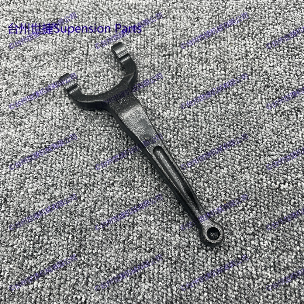 

New Clutch Release Fork For Montero Pajero / Sport K85W L042G 2.4 2.6L 1983-2004