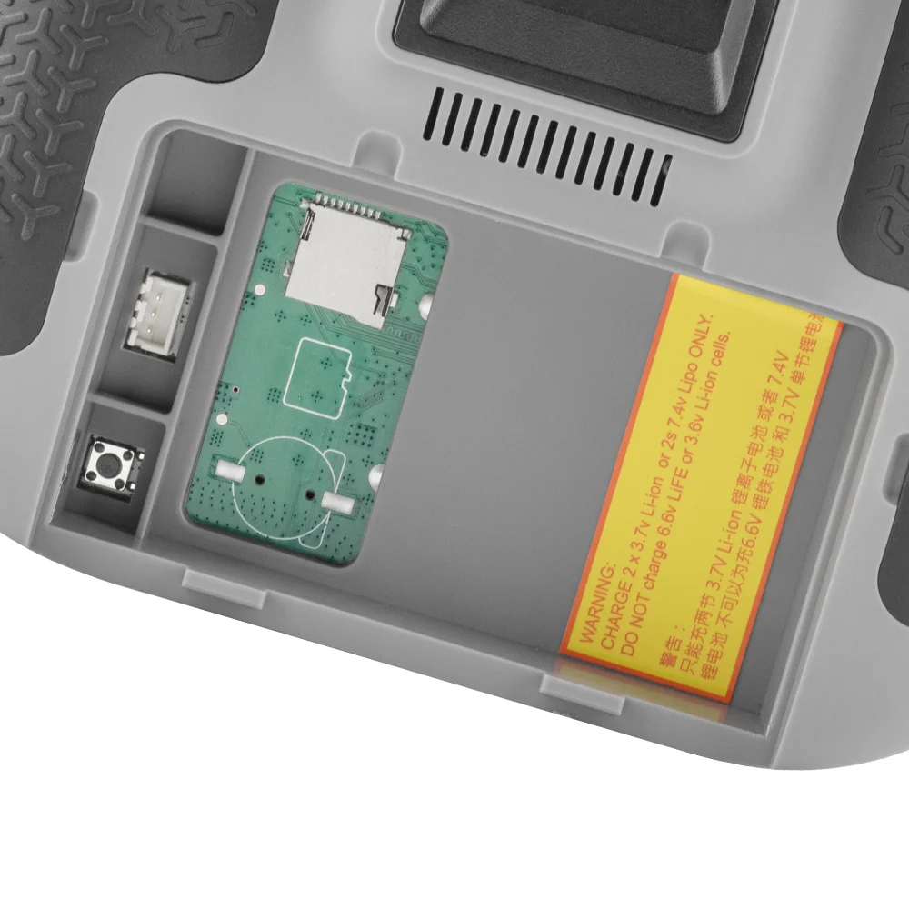 Simulateur RC 4GB/512MB M2 - Voiture Radiocommandée 2.4GHz