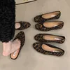 2024 Summer Leopard New Brand Women Flat Shoes Fashion Leopard Print Ladies Elegant Shallow Slip On Soft Ballerinas Shoes 2