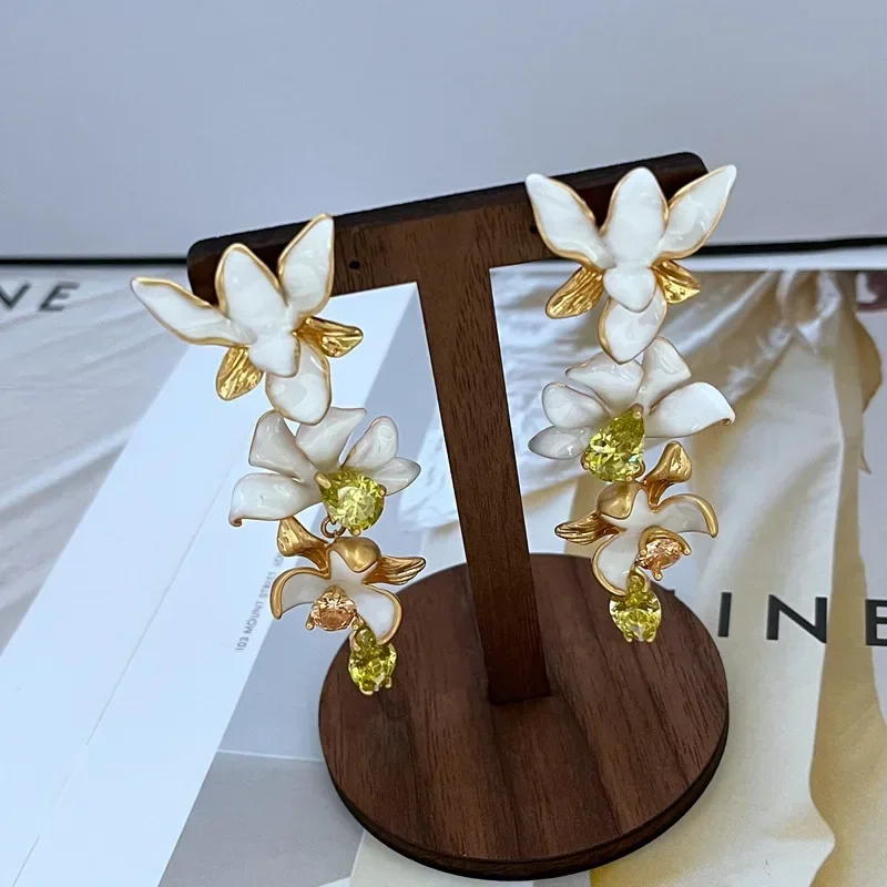 

Французские эмалированные длинные серьги в виде цветов