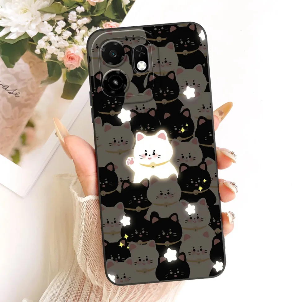 Luxury Floral Phone Case - Fashionable Silicone Cover with Cute Painted Design