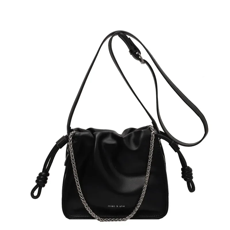 Cloud Underarm 2024 New Niche Ins Pleated Portable Shoulder Women's Crossbody High-Grade Chain Bag