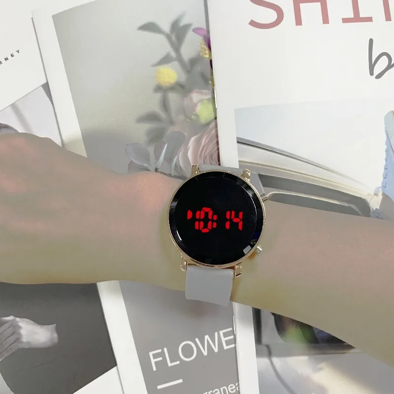 Elegant Unisex LED Watch with Silicone Strap - Stylish Digital Timepiece for Women and Men, Casual Sports Design