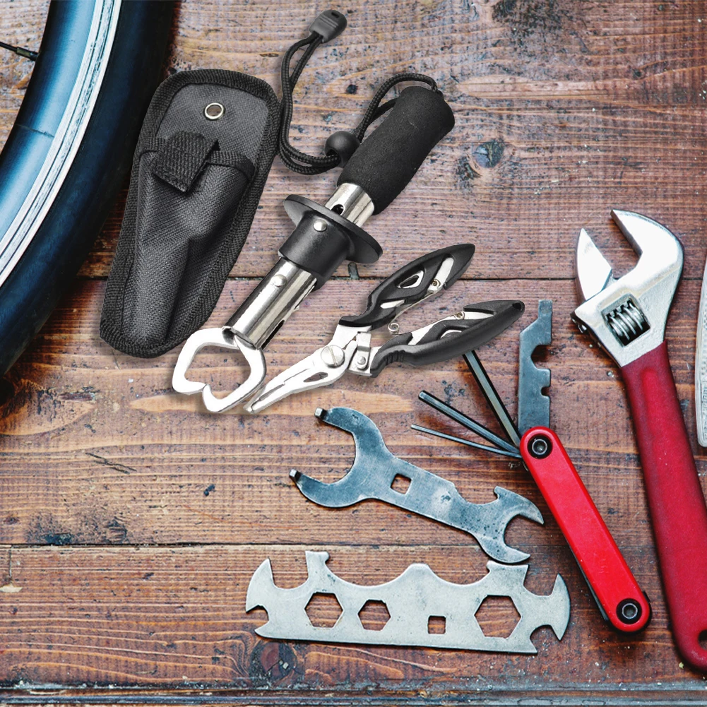 Fish Lip Gripper Fish Lip Grabber Stainless Steel Fish Lip Grip Tool Fishing Accessories Professional Fish Holder for Fishing