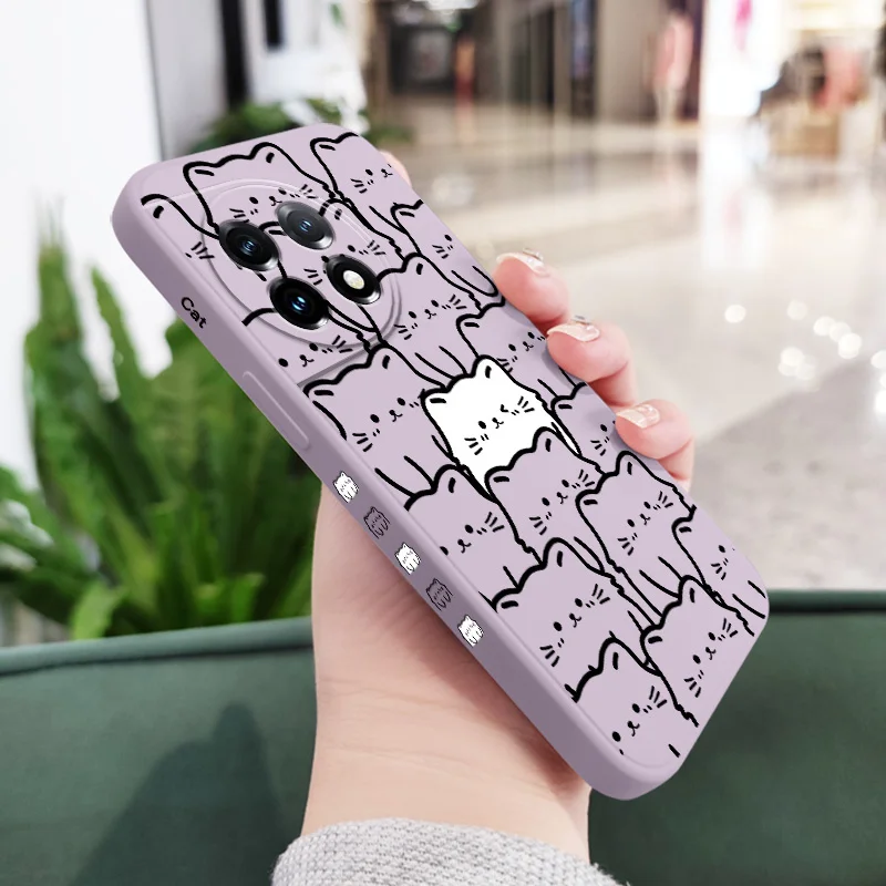 Totem Cat Liquid Silicone Phone Case – Stylish and Durable Cover