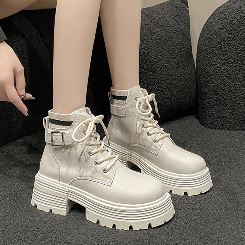 

Fashion Chunky Heels Combat Boots Women Non-Slip Lace Up Platform Ankle Boots Woman 2023 Autumn Thick Bottom Punk Short Booties