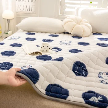 겨울 따뜻한 두꺼운 벨벳 매트리스 토퍼, 미끄럼 방지 침대보, 가정 기숙사 접이식 얇은 다다미 매트, 침대 시트 더블 매트리스 커버