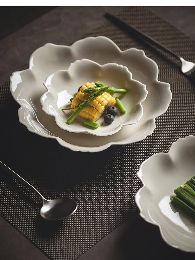 Japanese style solid color petal plate household ceramic light luxury dish hotel restaurant tableware