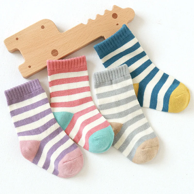 

Baby Socks Striped Color Matching Baby Socks with Loose Cuffs 0-3 Year Old Newborn Cotton Socks