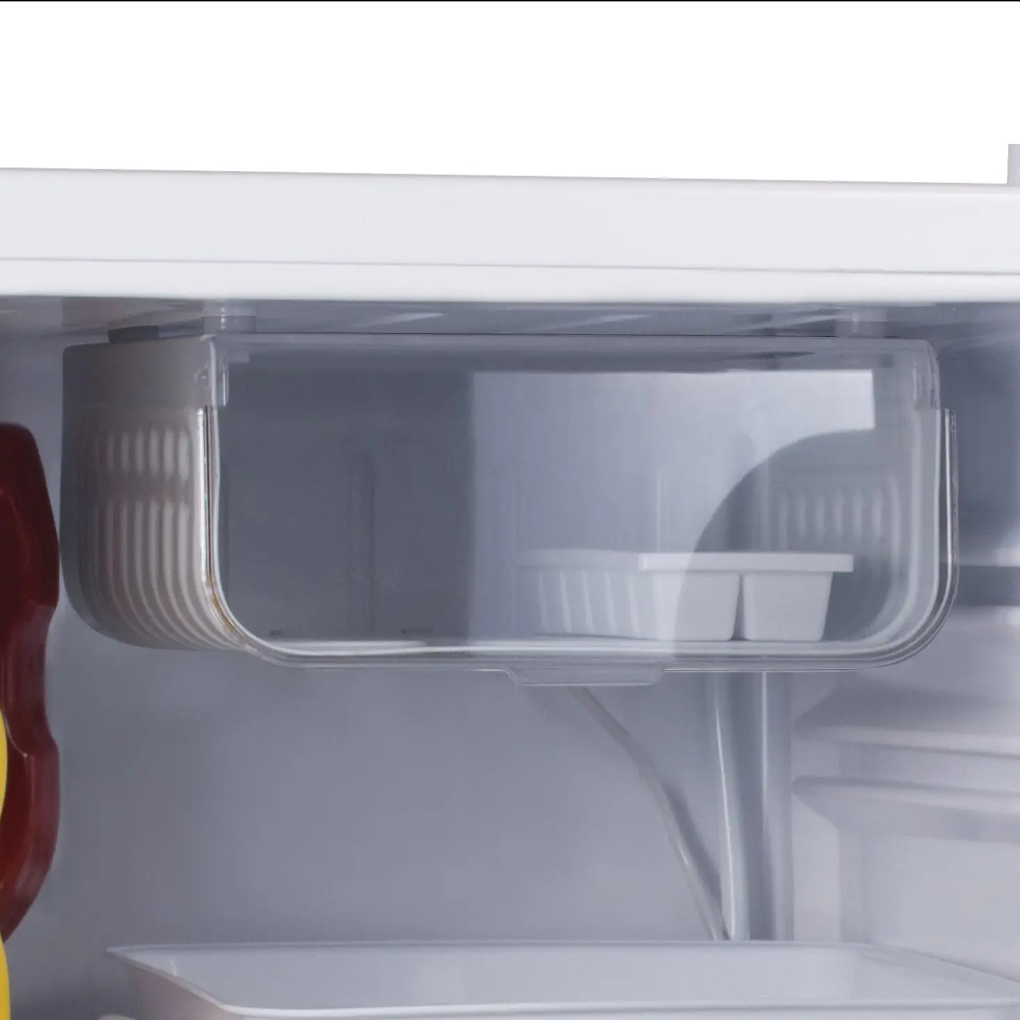 Compact Single Door Refrigerator and Freezer, 1.6 Cu. Ft. Mini Fridge, White