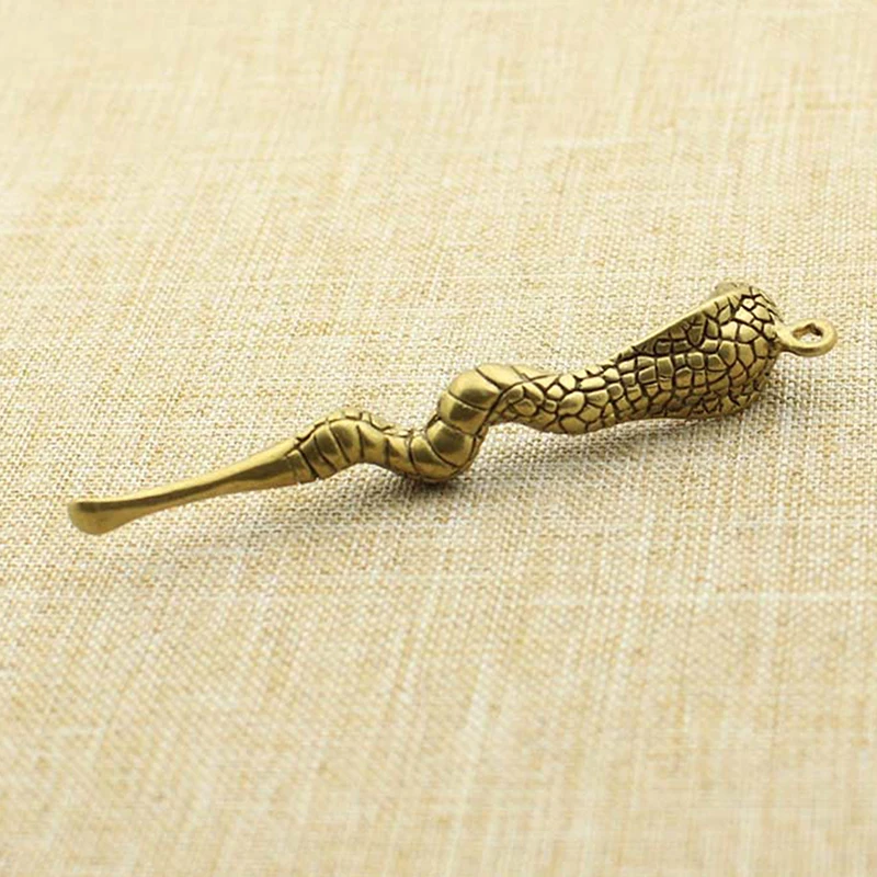 Retro Brass Ear Spoon Keychains Pendant Snake Ear Digging Tool Brass Key Ring Pendant Ear Pick Tool Reusable Ear Cleaner 4