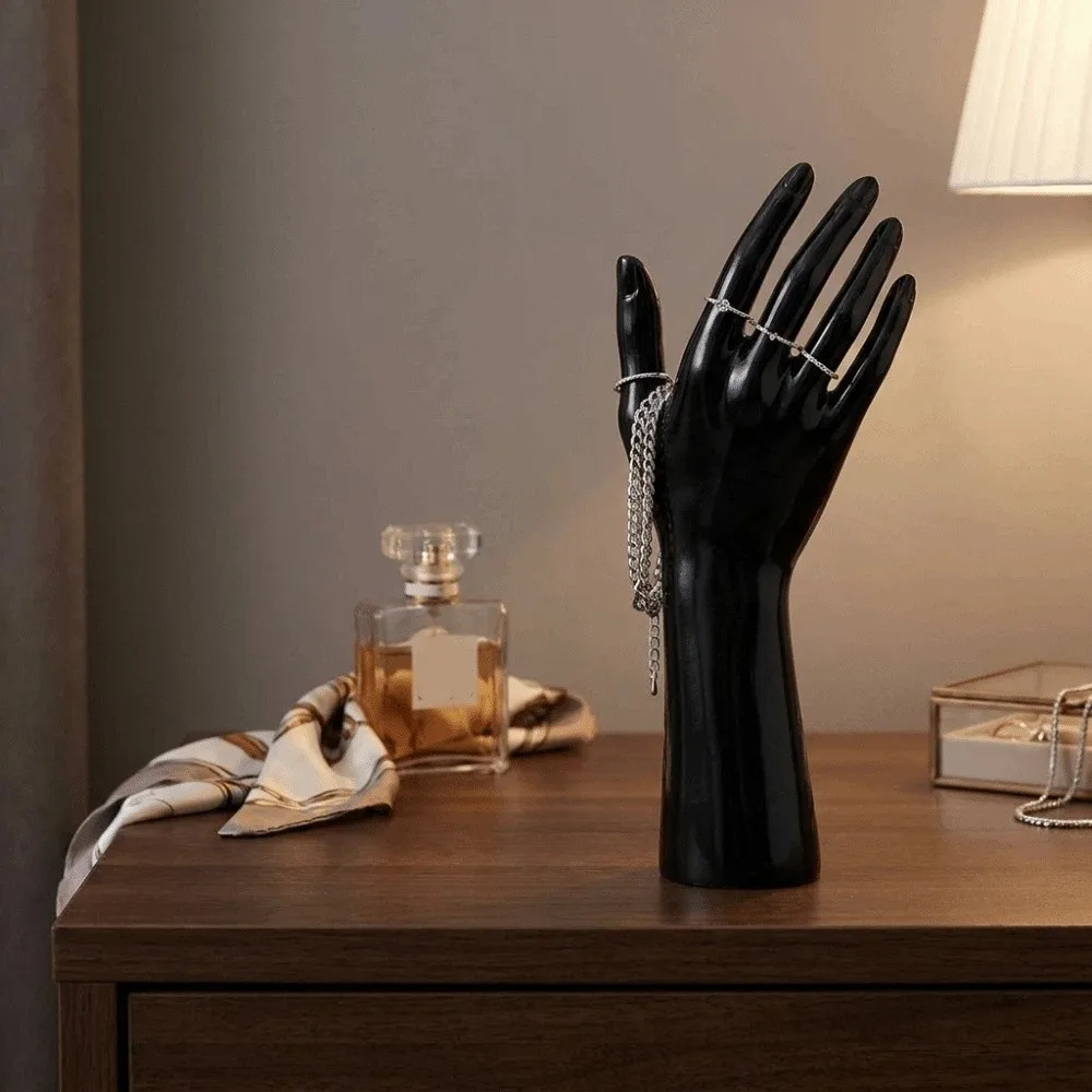 Accessorio di Moda, Mano di Manichino Realistica, Espositore Multiuso Durevole, Modello di Mano Finta Portatile e Pratico per Showroom - immagine 4