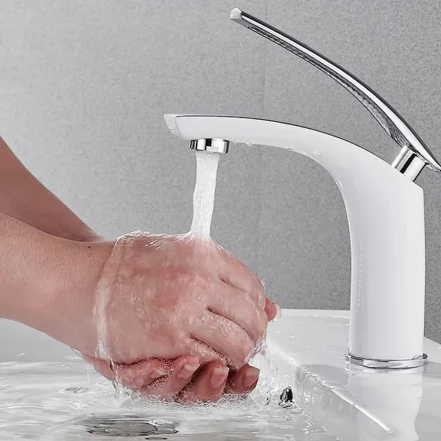 10/1PCS ก๊อกน้ํา Aerator ทองเหลืองสแตนเลสก๊อกน้ํา Bubbler เปลี่ยนด้ายผสมหัวฉีด Anti-splashing อุปกรณ์ห้องน้ํา 3