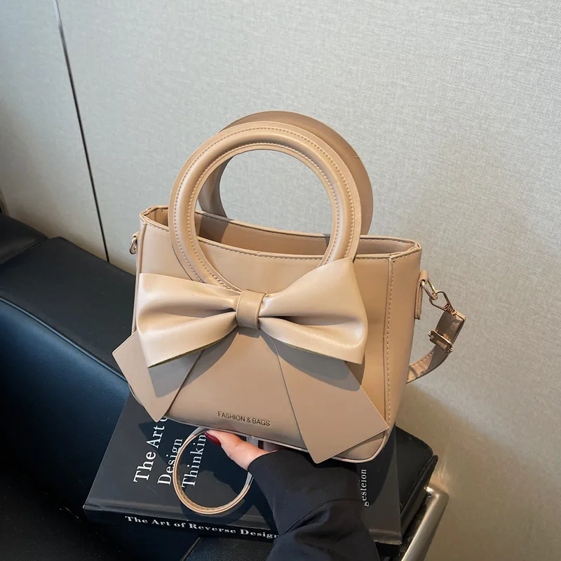 Retro Butterfly Knot Design Women's Crossbody Bag Fashionable Small Square Handbag Single Shoulder Bag Versatile PU Leather