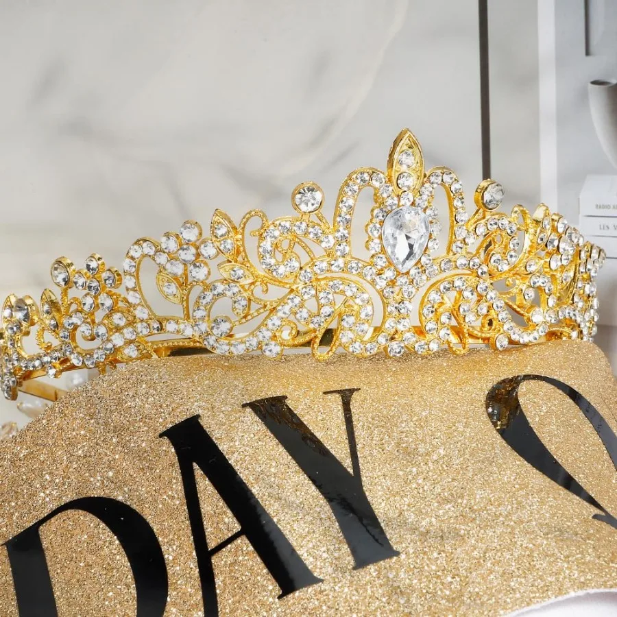 2-teiliges Set Glitzernde Strass-Kristall-Krone Tiara Geburtstagsmädchen Königin Schärpe Krone für Frauen Mädchen Geburtstagsparty Dekorations-Set – Detail 12