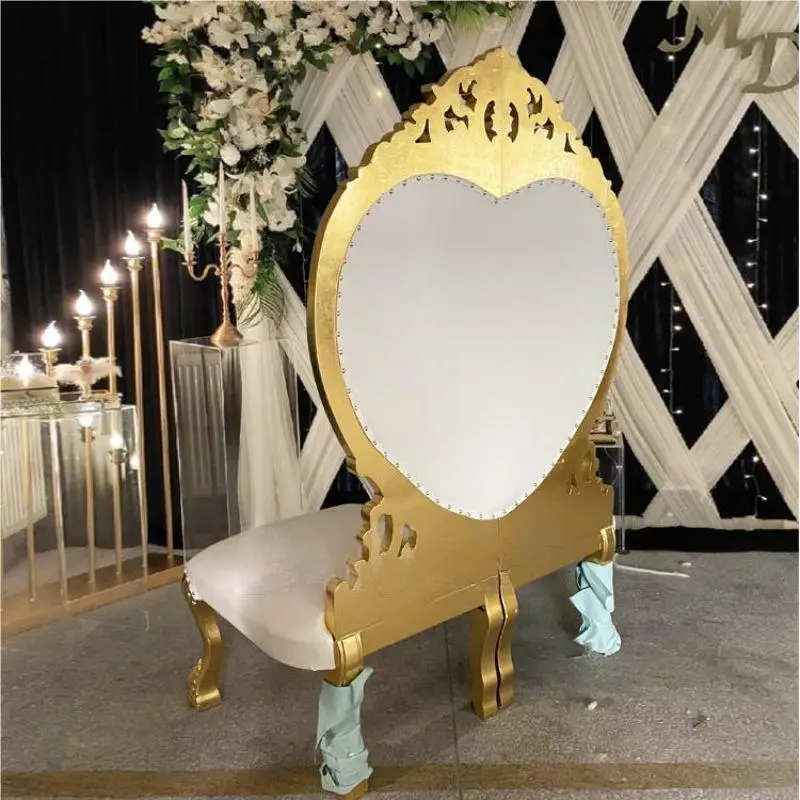 Wedding event combined with heart-shaped double sofa wedding