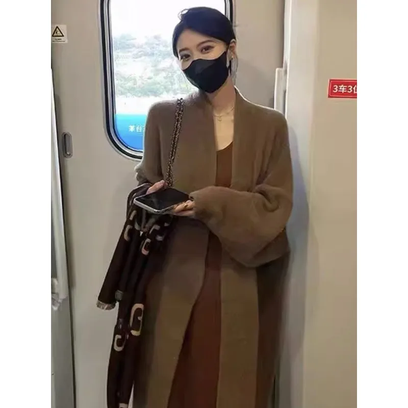 

Women's Set 2023 Autumn New French Advanced Sense Brown Long Knitted Cardigan Coffee Slim Fit Dress Temperament Gentle Two Piece
