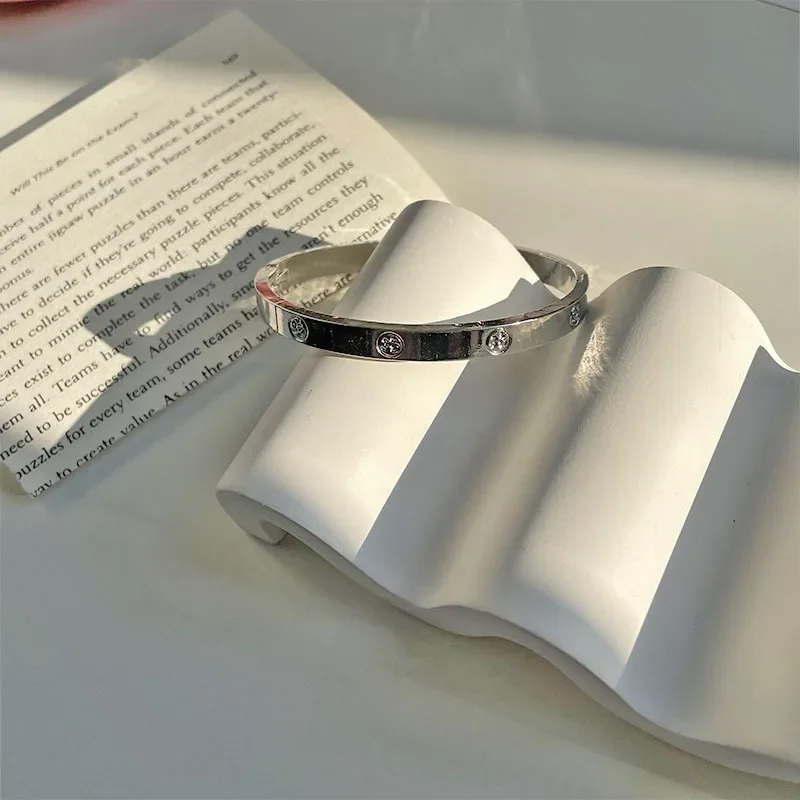 Women's Trendy Metal Luxury Brand Bangle Bracelet Woman Man Rose Gold Color Wristband Bangles Gift Bracelets Femme 2024 New degi