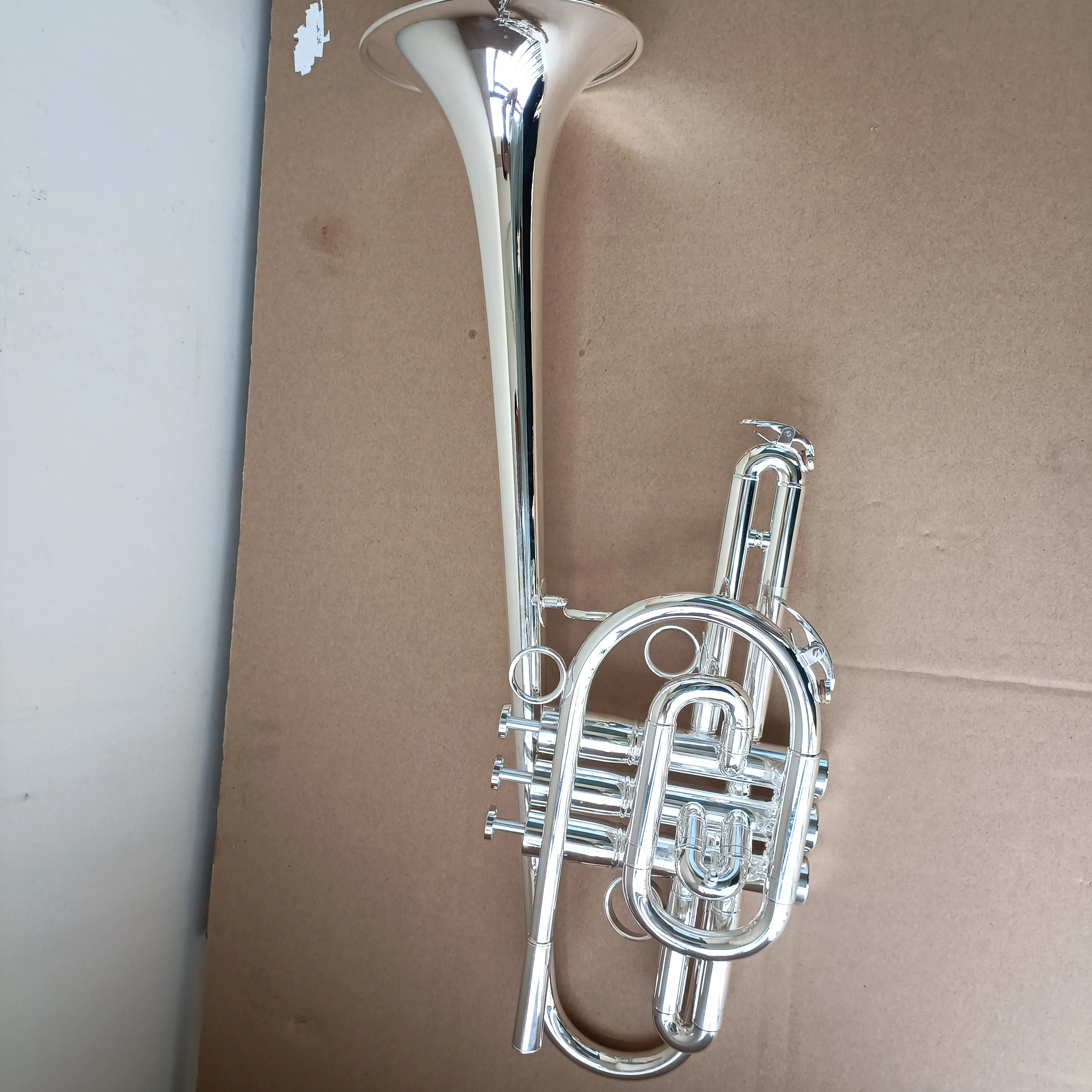 Top sales Marching Trumpet B key Silver plate Excellent quality and good sound with case mouthpieces