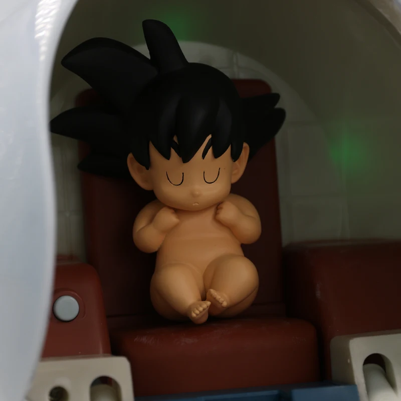 Dragon Ball  Fã cria réplica da Nave Saiyajin para seu filho