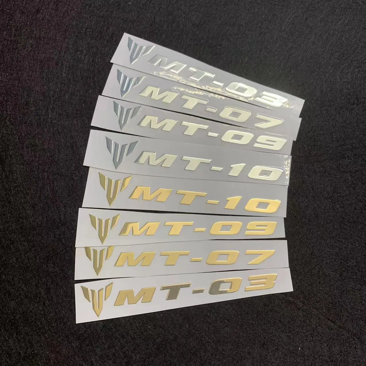 2pcs MT Metal Sticker For YAMAHA Mt-03 Mt-07 Mt-09 Mt-10  Mt Logo Motorcycle Personalized Sticker MT Logo Decorative Refit 50 pcs sublimation blank business cards metal plaque aluminum alloy personalized