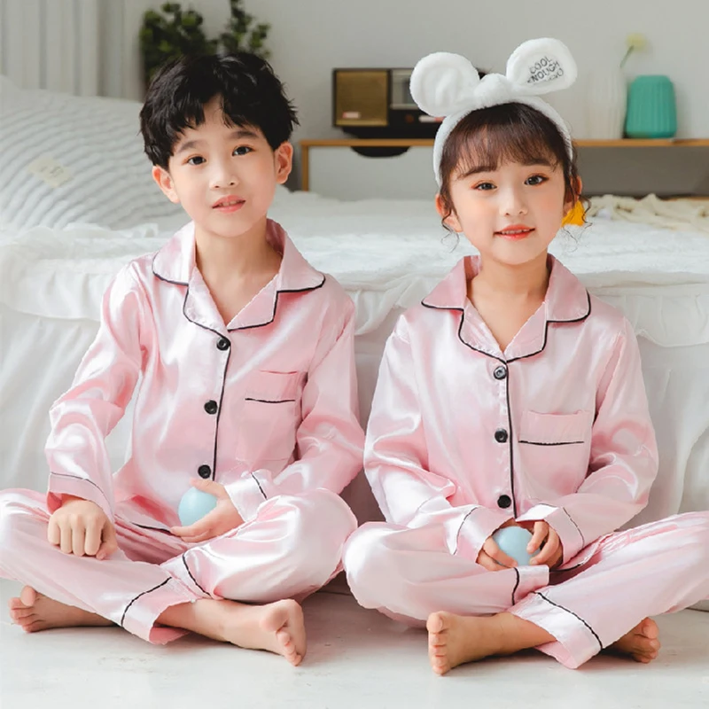 Új gyerekek Disznóserte Szatén Pizsama állítsa Kisded sleepwear pijama tömör színben Pizsama Angol kosztüm fiúknak lányok Alvás állítsa Őszies gyerekeknek loungewear