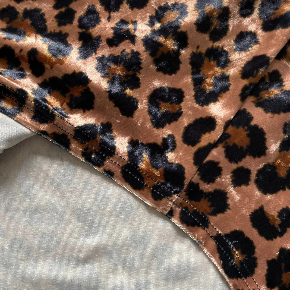 Women Fashion T-Shirts Soft Feel Short Sleeve Tops Trendy Gradient Color Animal Print Blouse for Casual Streetwear Loose Fit - 5