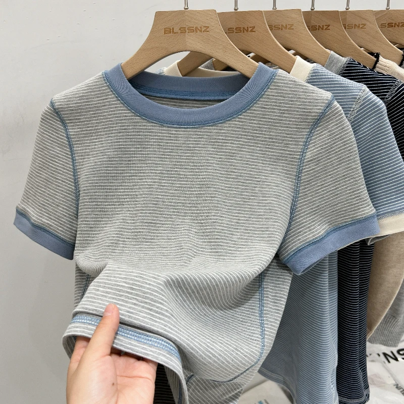 AOSSVIAO 2025 الصيف المشارب كتلة اللون تي شيرت س الرقبة سليم صالح قصيرة الأكمام المحملة للنساء الكورية نمط بسيط قاعدة طبقة علوية