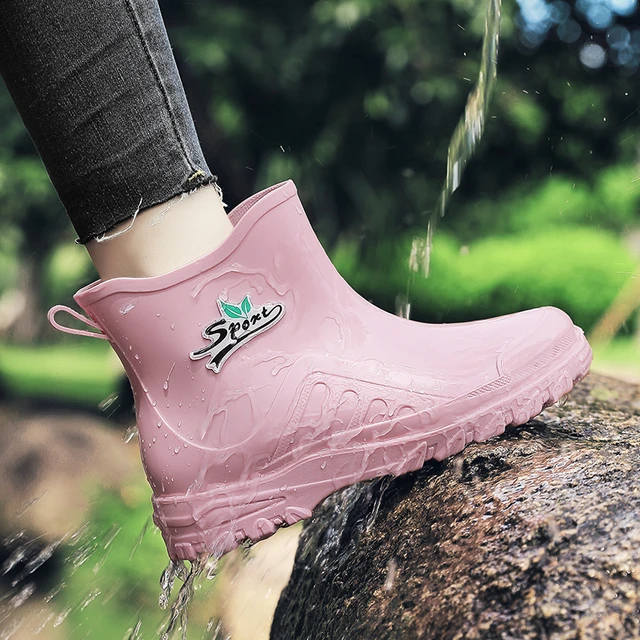 Women's Rain Boots Slip On Waterproof Rubber Rain Shoes,Work Mud