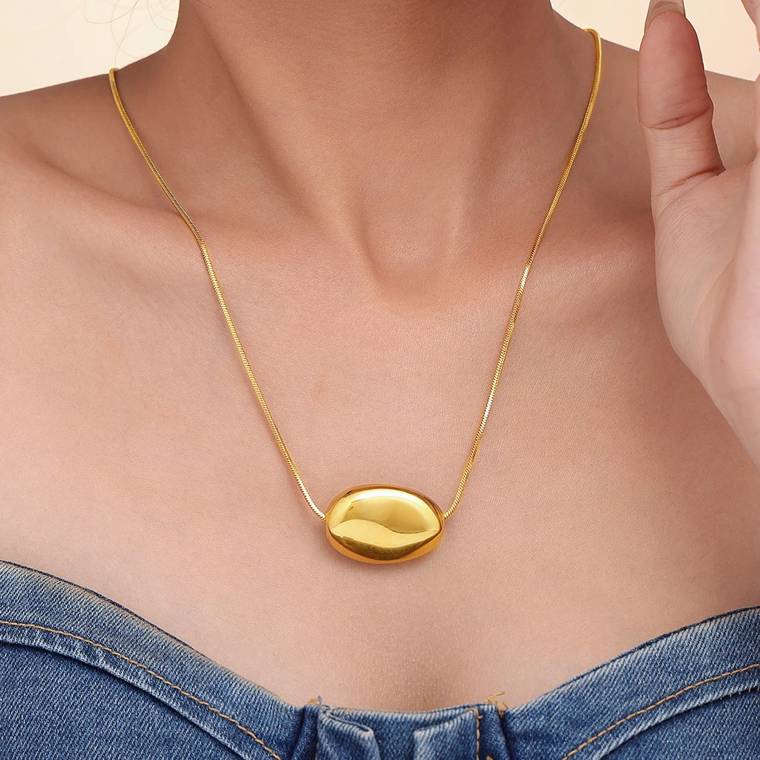Frauen glänzende Perlen Anhänger Choker Halskette vergoldet Luxus Punk Schlüsselbein Kette Schmuck Geschenk Großhandel