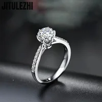 Hot Luxury Crystal 925 Sterling Silver Moissanite Ring For Woman Beautiful Moissanite Ring Fashion Noble Wedding Party Jewelry