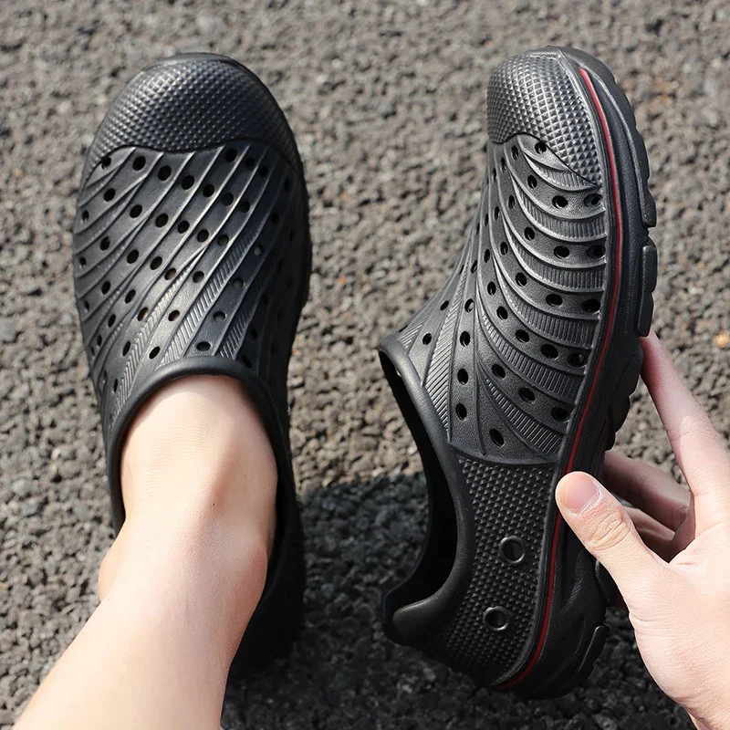 Leather Sandals Sports Slippers Hole Shoes Men's Summer Shoes Sandals Men's Outdoor Comfortable Non-slip Ripped Sandals Hollow Breathable Clogs Fashion Beach Slippers