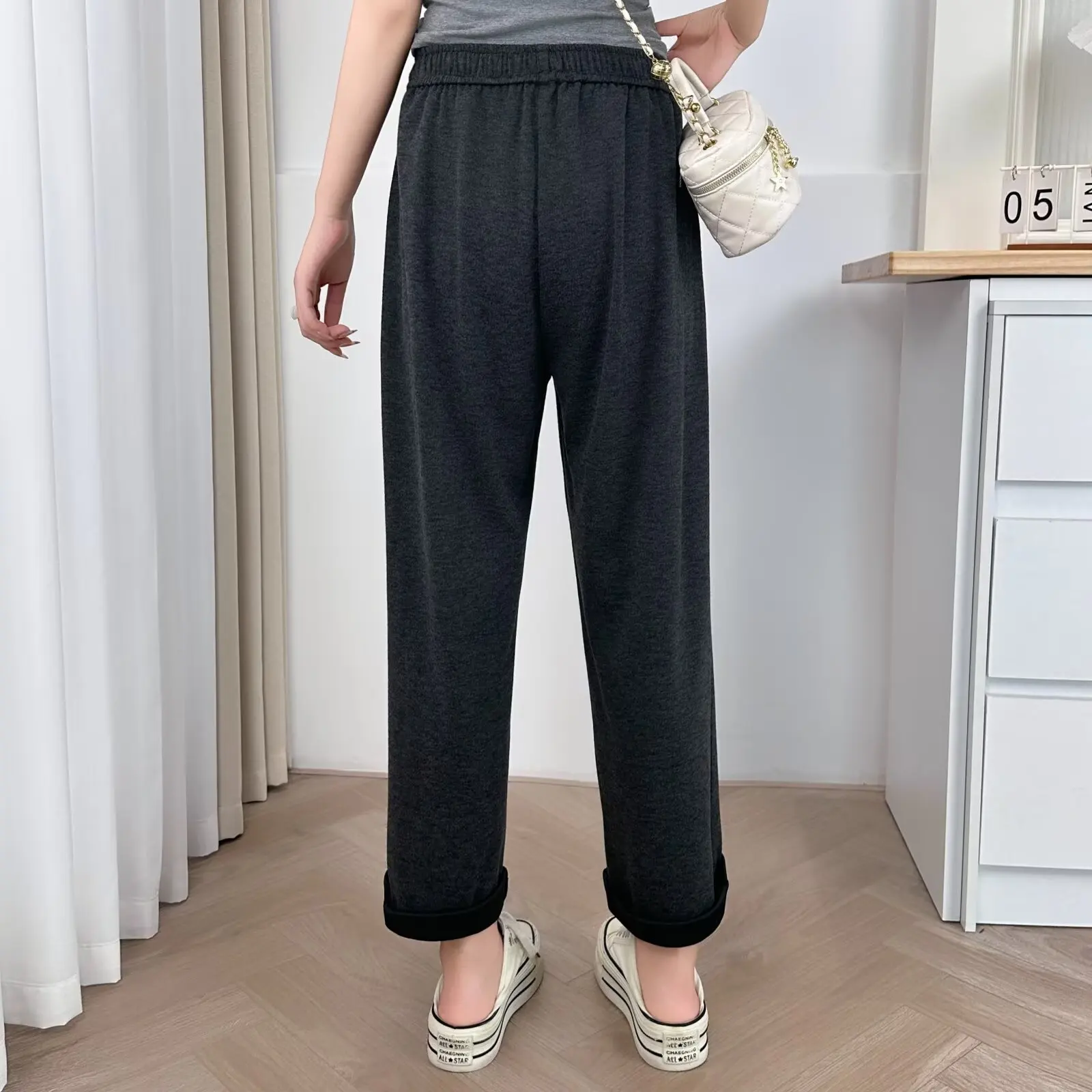 Plus Size Women's Straight Leg Pants 2025 Autumn New Style Simple And Casual Soft Drawstring Waist Trousers 666