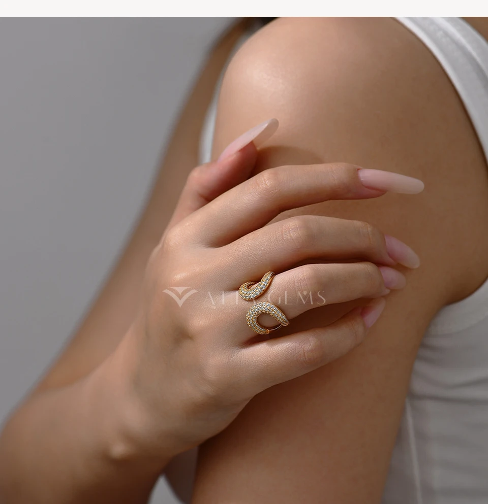 S8330b36094254a1b853db98784925213T