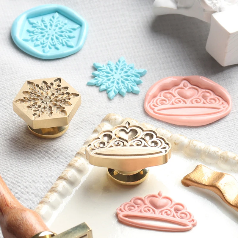 Description Picture 6 of itemPersonalized Wedding Wax Seal Stamp Retro Flower Plant Pattern Wedding Sealing Wax Stamp Invitation Seal Stamp Wax Seal Decor