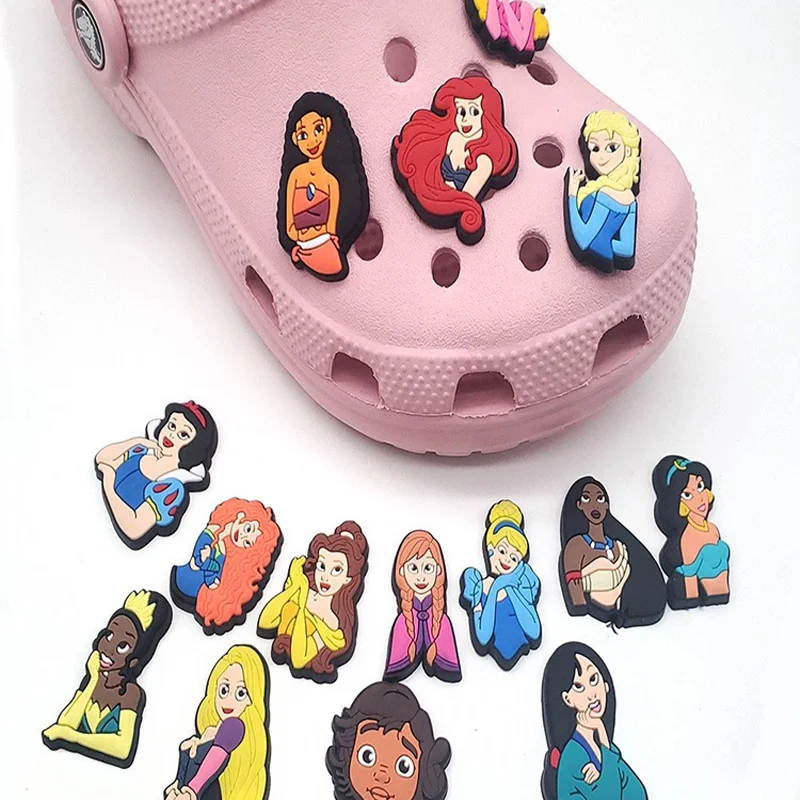 

1pcs sale Princess Cute Disney Frozen Hole Shoe Buckle Kids Slipper Decoration PVC Soft Glue DIY Shoe Accessories Decoration