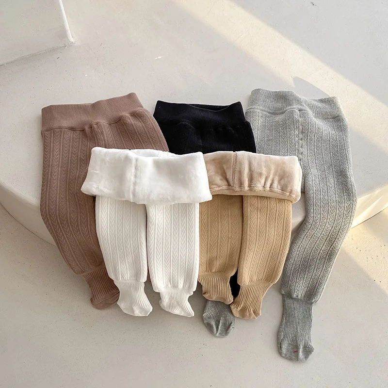 2023 Korean Winter Baby Girls Panty Cotton Plus Velvet Solid Footed Newborn  Girls Leggings Solid Thickened Infant Girls Pants