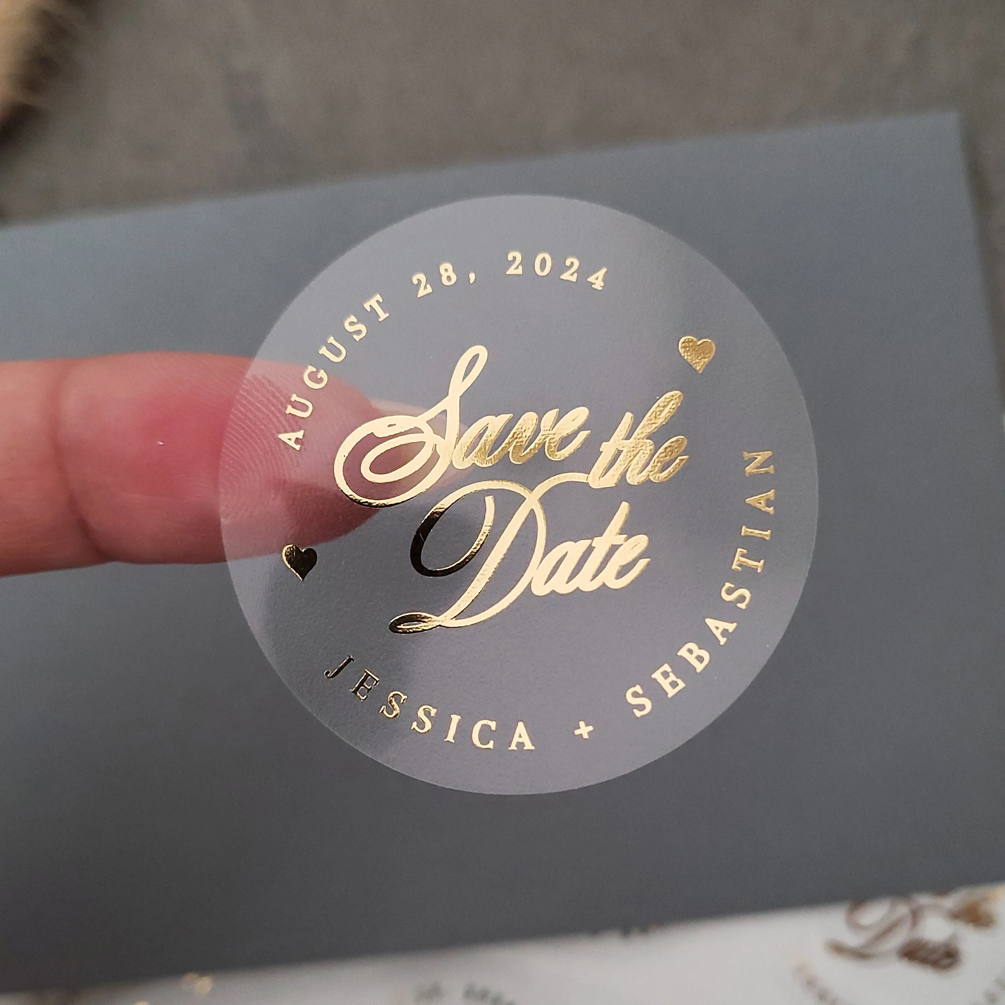 

50Pcs Personalized Wedding Stickers Custom Round Gold Foil Sticker Favors Gift Labels Envelope Seal Wedding Invitations Seals