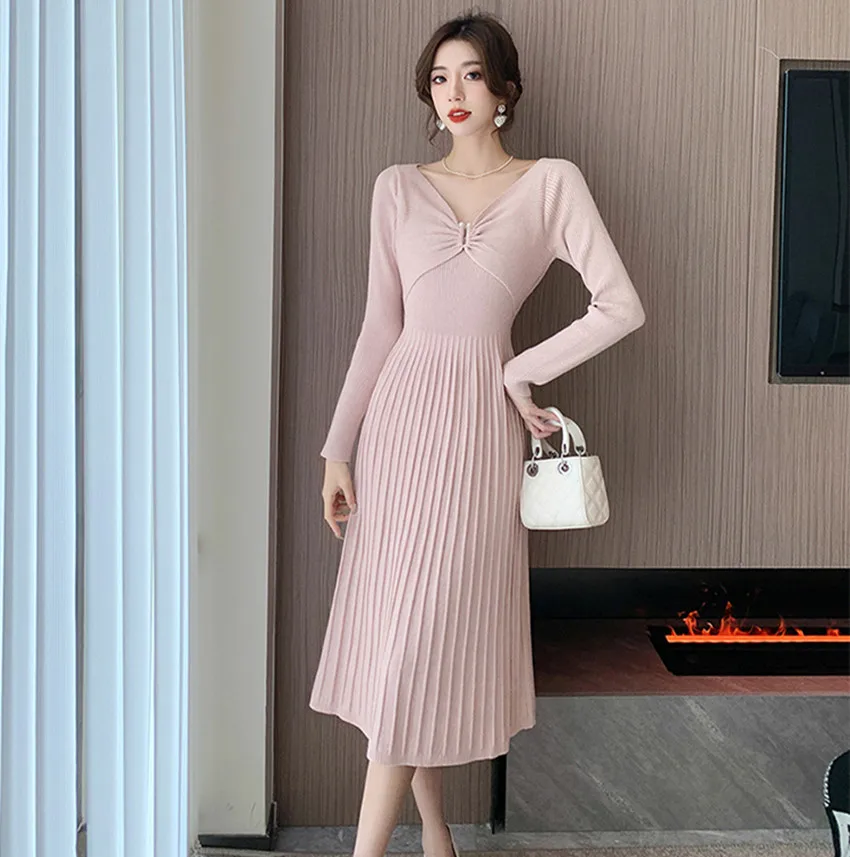 

Elegant Pink Women V Neck Knitted Pleated Midi Vestidos 2023 New Fashion Autumn Winter Long Sleeve Office Slim Sweater Dresses