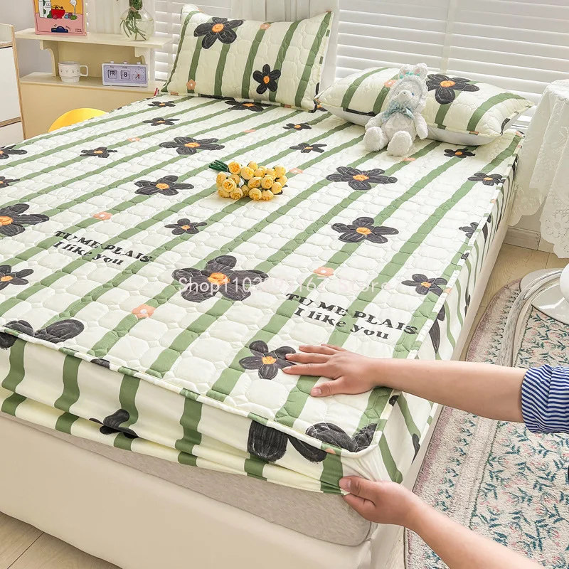 

Polyester Bed Cover Breathable Fitted Bed Sheet Purple Bunny Fitted Sheet Thickening Quilting Mattress Cover No Pillowcase
