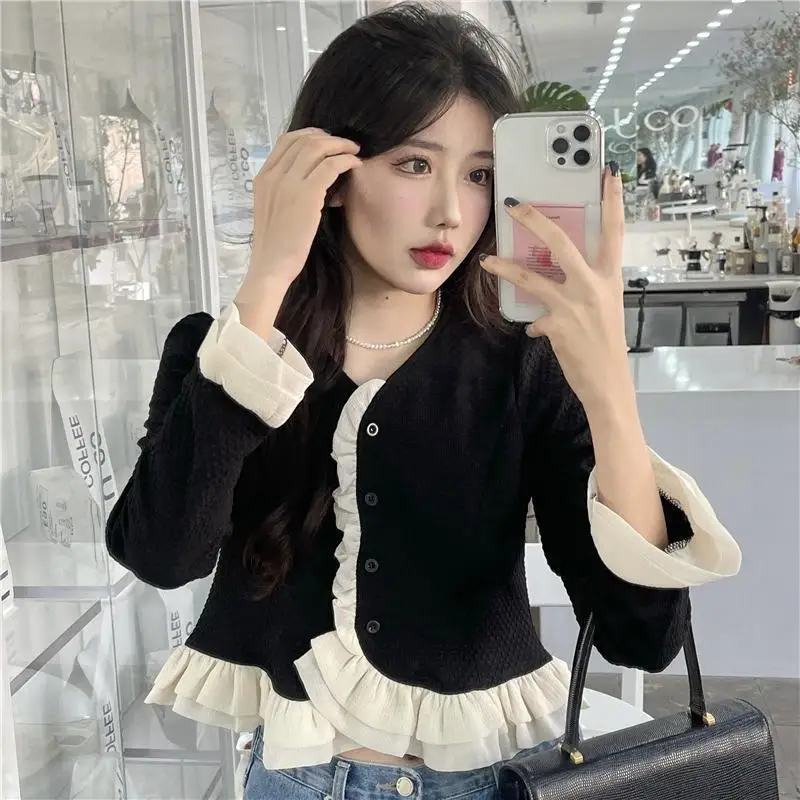 Autumn New French Style Women Shirts Ruffles V-neck Long-sleeved Single Breasted Office Lady Blouse Daily Basics Tops Female