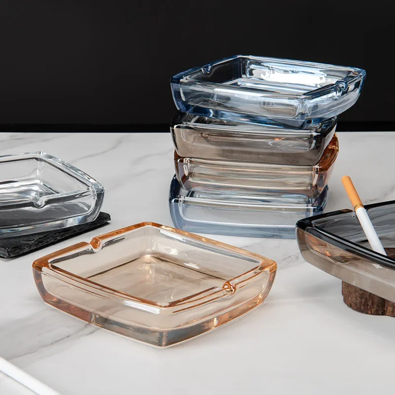 Glass Ashtray Classic Square Crystal Glass Ashtray for Men and Women Transparent Smoke Cup for Home Bar Living Room