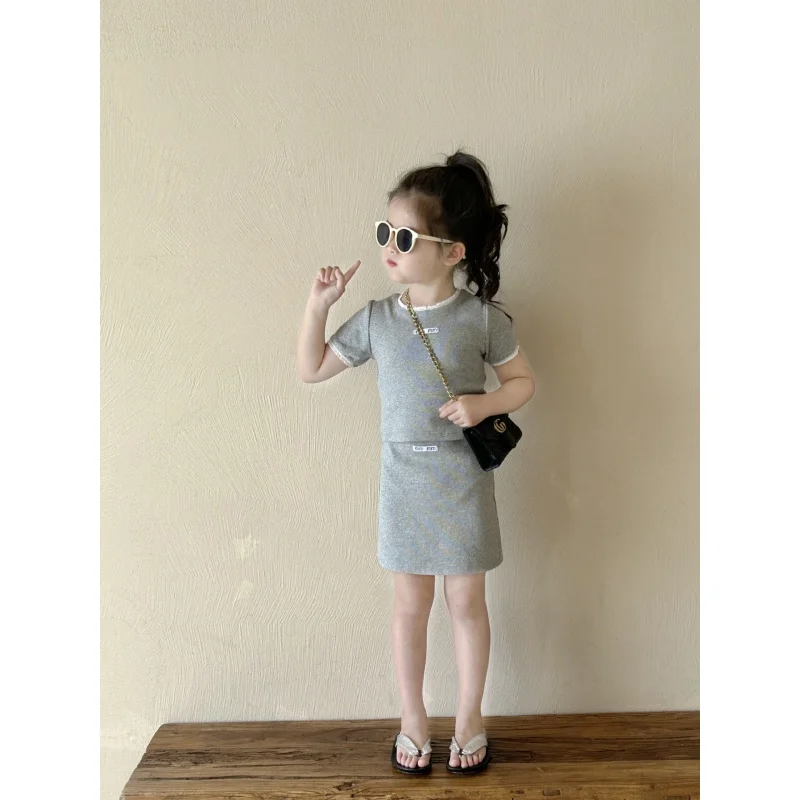 Рисунок 4 - Женский костюм, Новинка лета