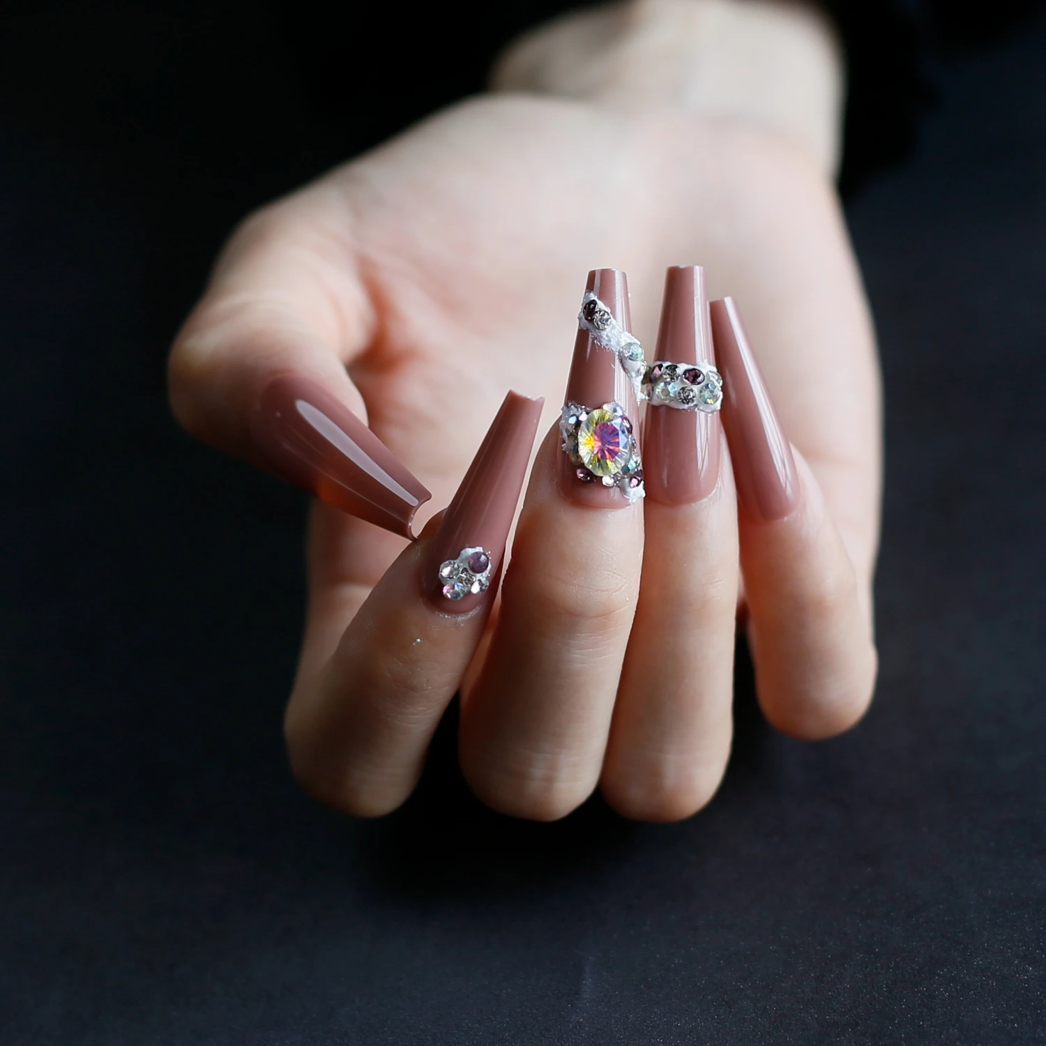 

Стразы длинные гвозди, Экстра поддельные ногти, коричневый сахар, нюдовый Роскошный Бриллиантовый дизайн, хрустальный дизайн ногтей, Пользовательский логотип, гель, накладные ногти