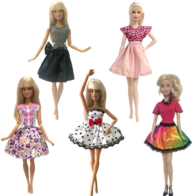 Nk 5 Pçs/set Boneca Fashion Outfits Desgaste Diário Ocasional Camisa Saia  Vestido De Roupas Para Barbie Doll Acessórios 5g Jj - Bonecas - AliExpress