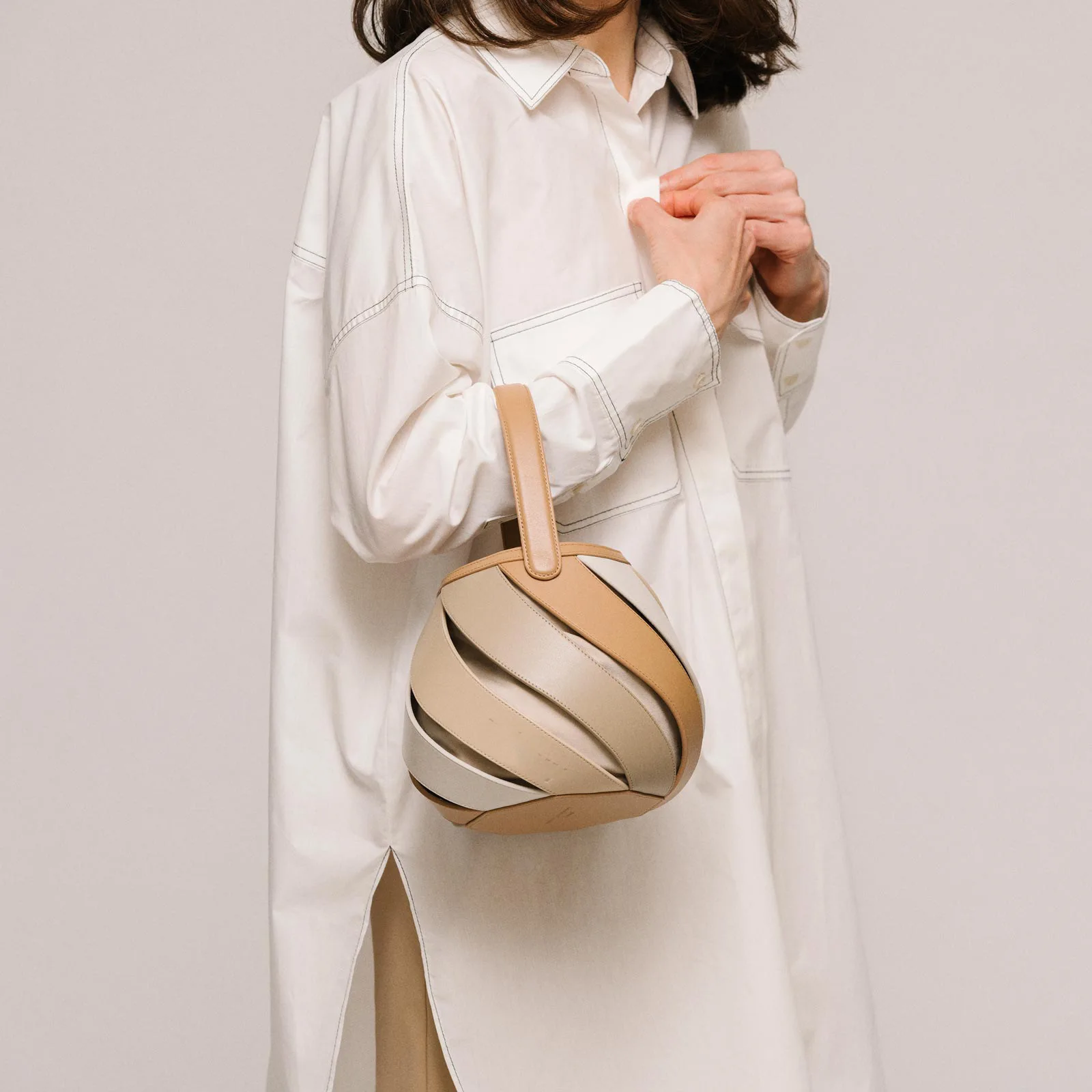 

Luxury Brand Designer Women's Fashion Retro Geometric Bucket Bag Elegant Versatile Texture Ladies Handbag 2023 Sac à Main Femme