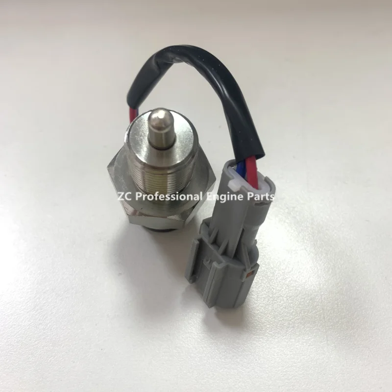 1-82440082-0 1824400820 High quality reverse light switch